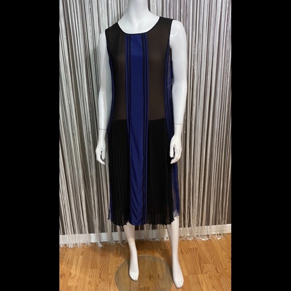 🔻SALE🔻BCBGMAXAZRIA RUNWAY🔹NEW CONDITION • SILK - Picture 3 of 9